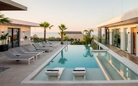 Villa Lydia I Superb Views, Two Pools, Next To The City